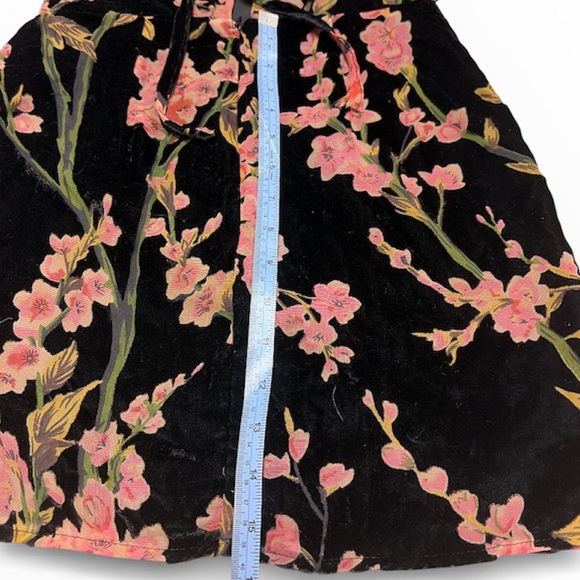 superdown Lena Cowl Mini Dress Black Floral - Small - Picture 11 of 14